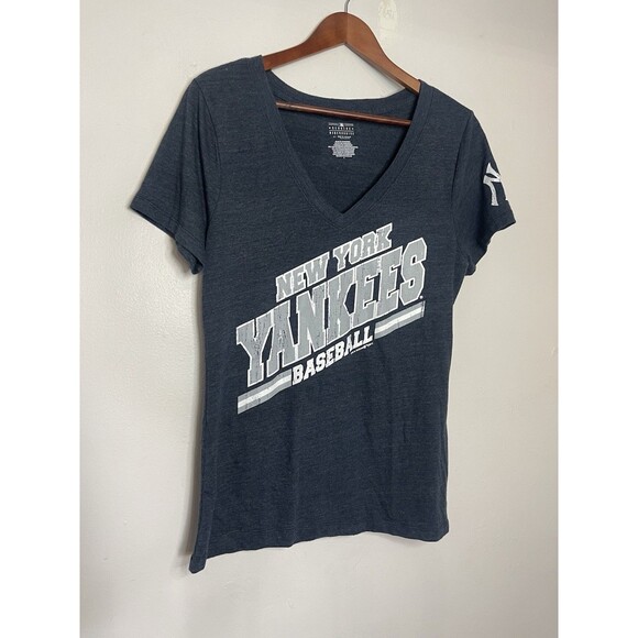 Genuine Merchandise New York Yankees Women's Large Blue Vneck Tshirt Tee MLB - Picture 2 of 5